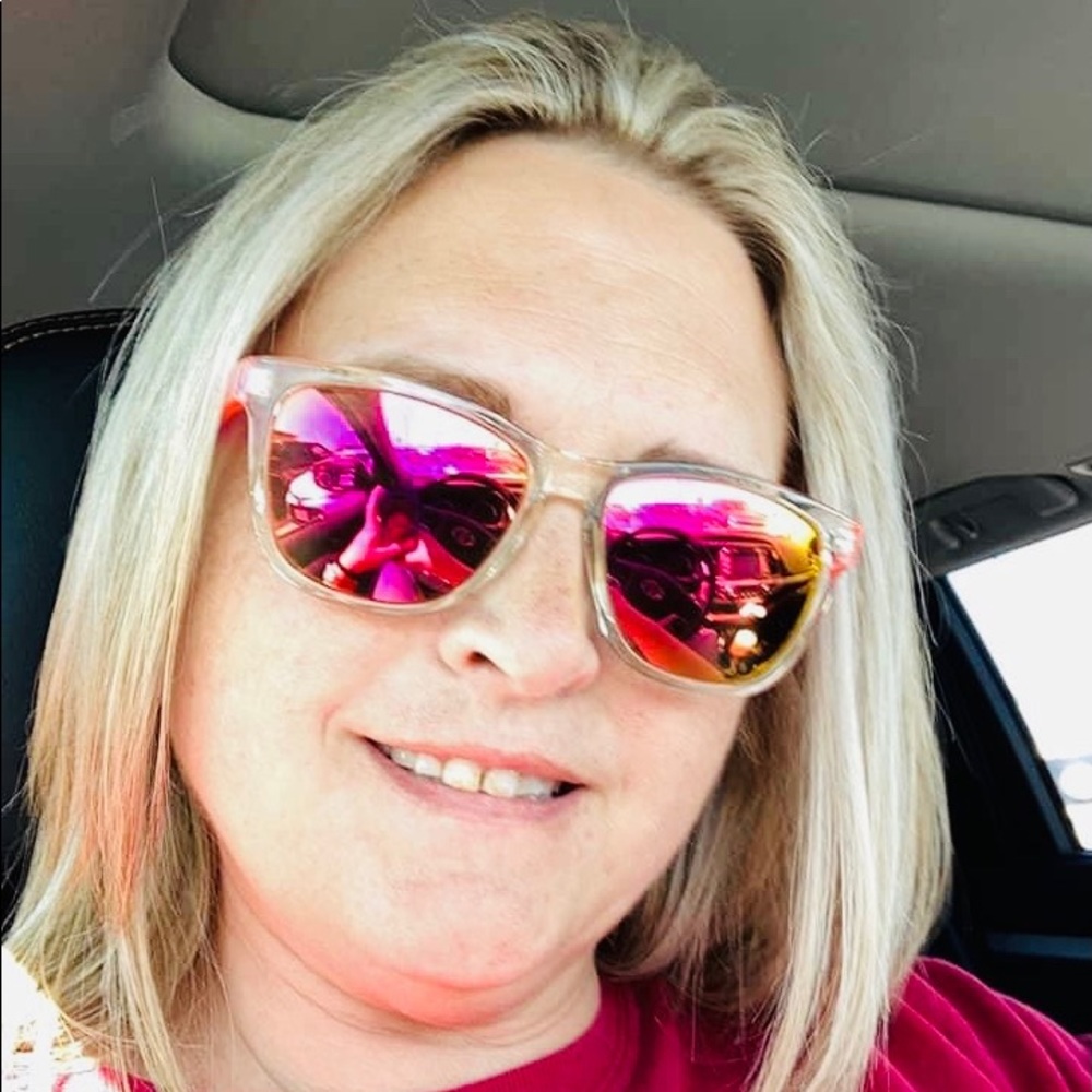 Meet your Posher, Amy